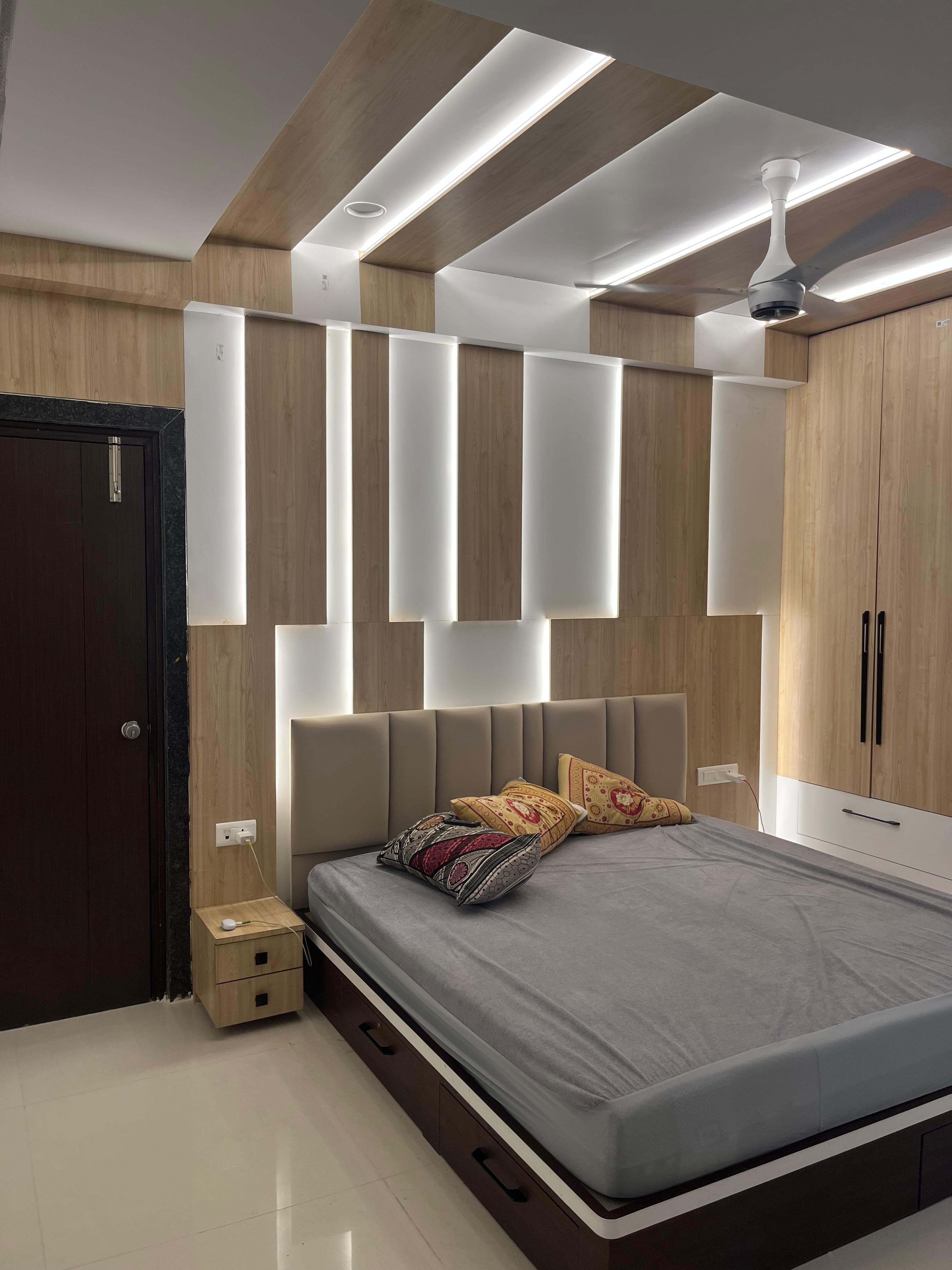 Silk Tower 1117 image